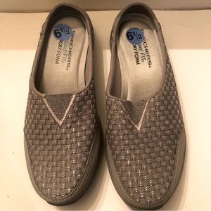 Sketchers Ladies Silver/ Gray Slip On Shoes | Brand New | Size 6.5